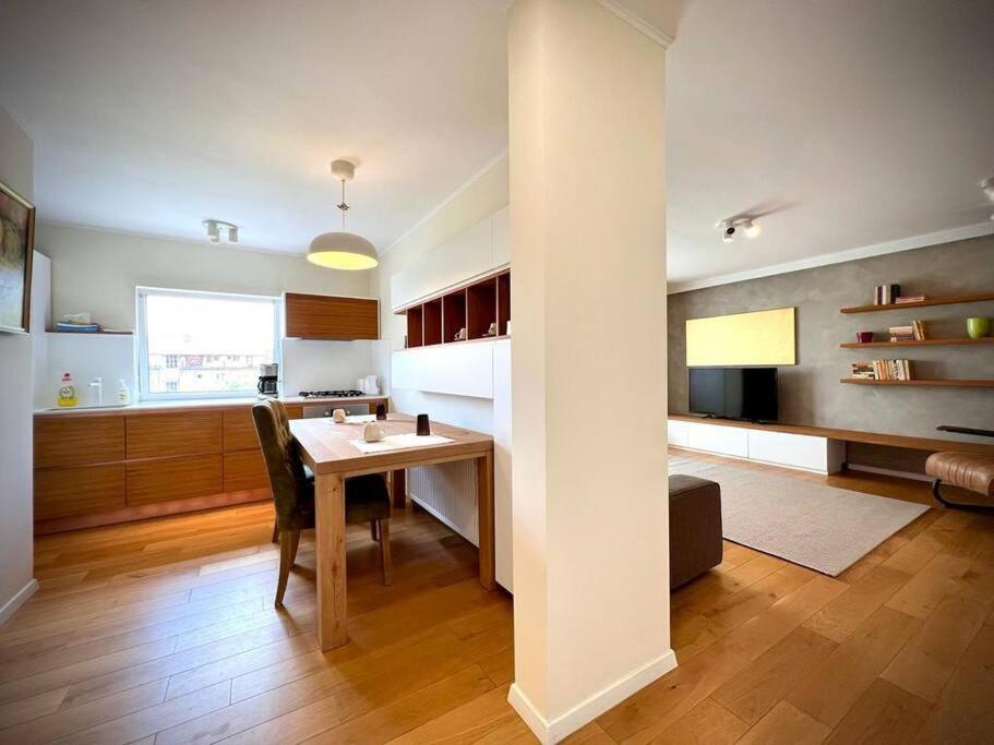 Bright And Modern Home Timisoara Bagian luar foto